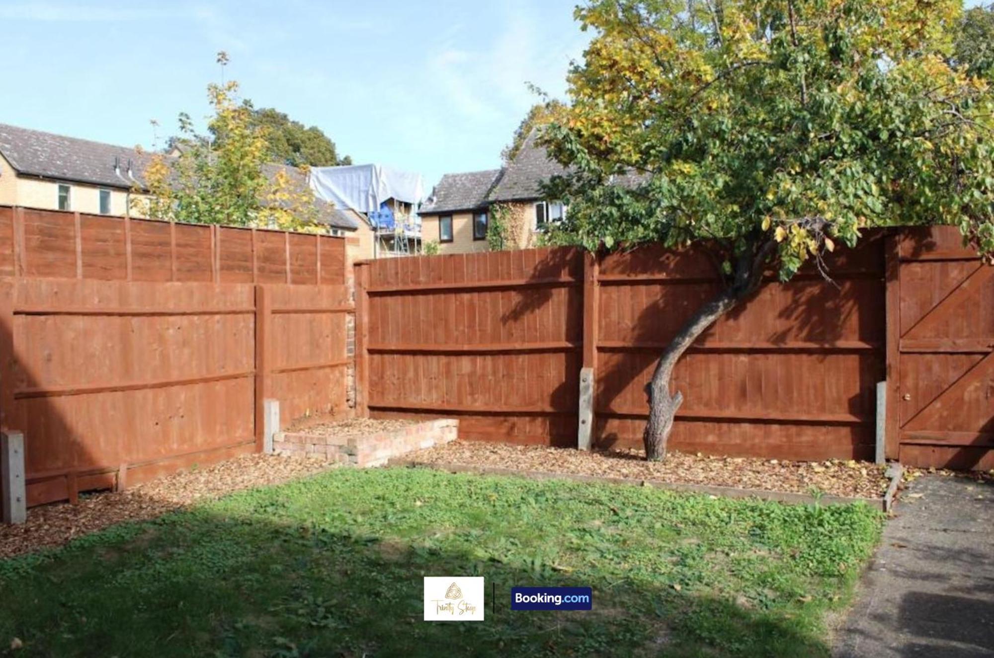 4 Bedroom House With Parking Near City Centre By Trinity Stays Short Lets & Serviced Accommodation Cambridge Eksteriør bilde