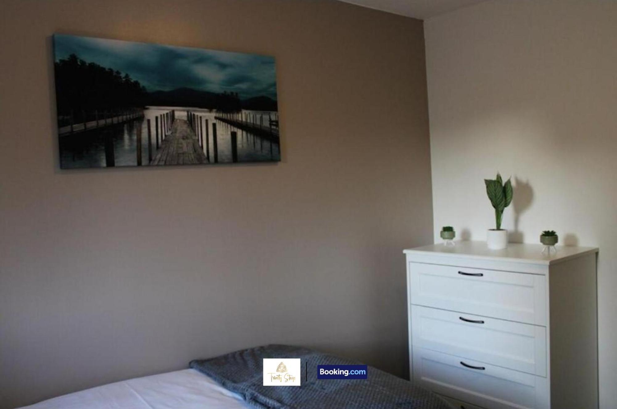 4 Bedroom House With Parking Near City Centre By Trinity Stays Short Lets & Serviced Accommodation Cambridge Eksteriør bilde